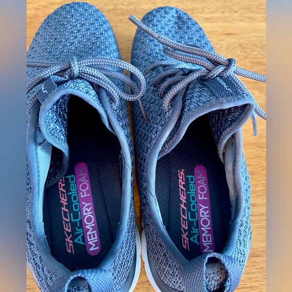 Skechers Women’s Flex Appeal Dual Lite Shoes - Picture 6 of 10